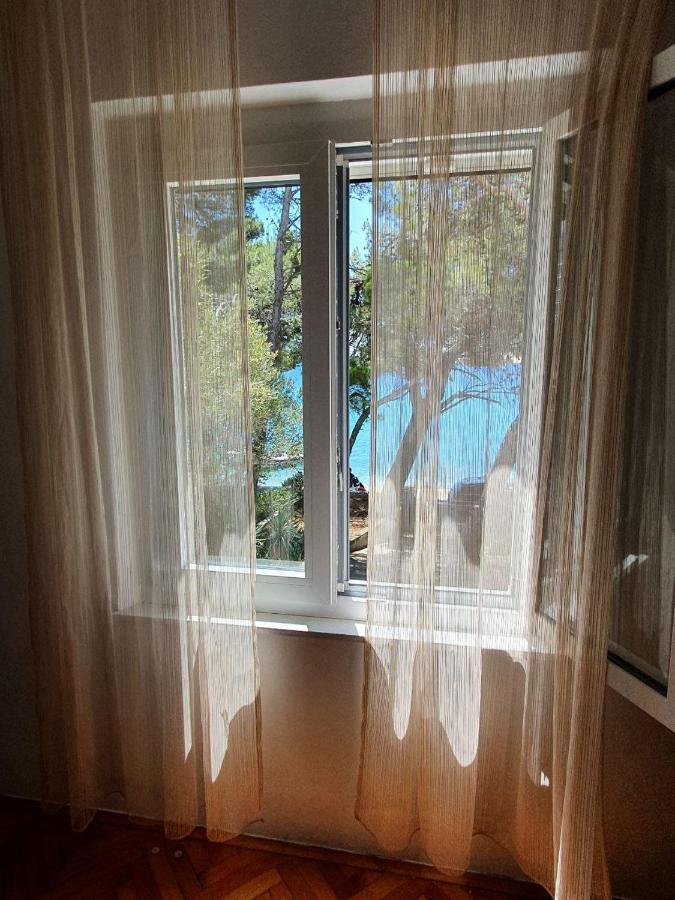 Sidus Maris, Spacious Seaside Apartment With Free Parking Martinšćica Eksteriør billede