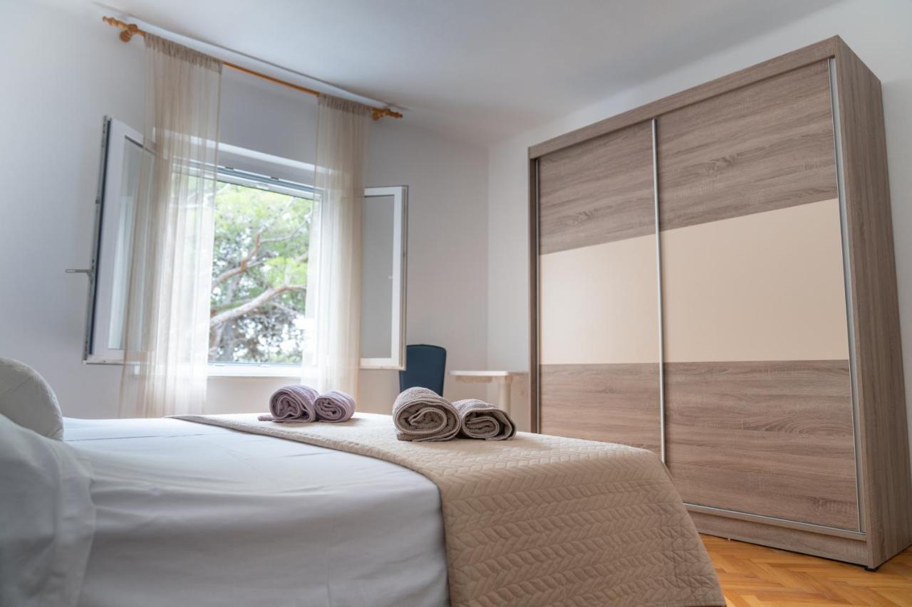 Sidus Maris, Spacious Seaside Apartment With Free Parking Martinšćica Eksteriør billede