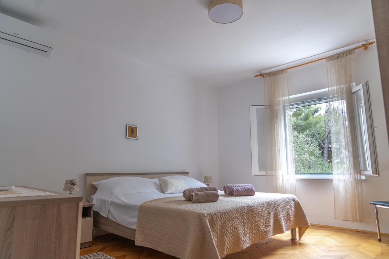 Sidus Maris, Spacious Seaside Apartment With Free Parking Martinšćica Eksteriør billede